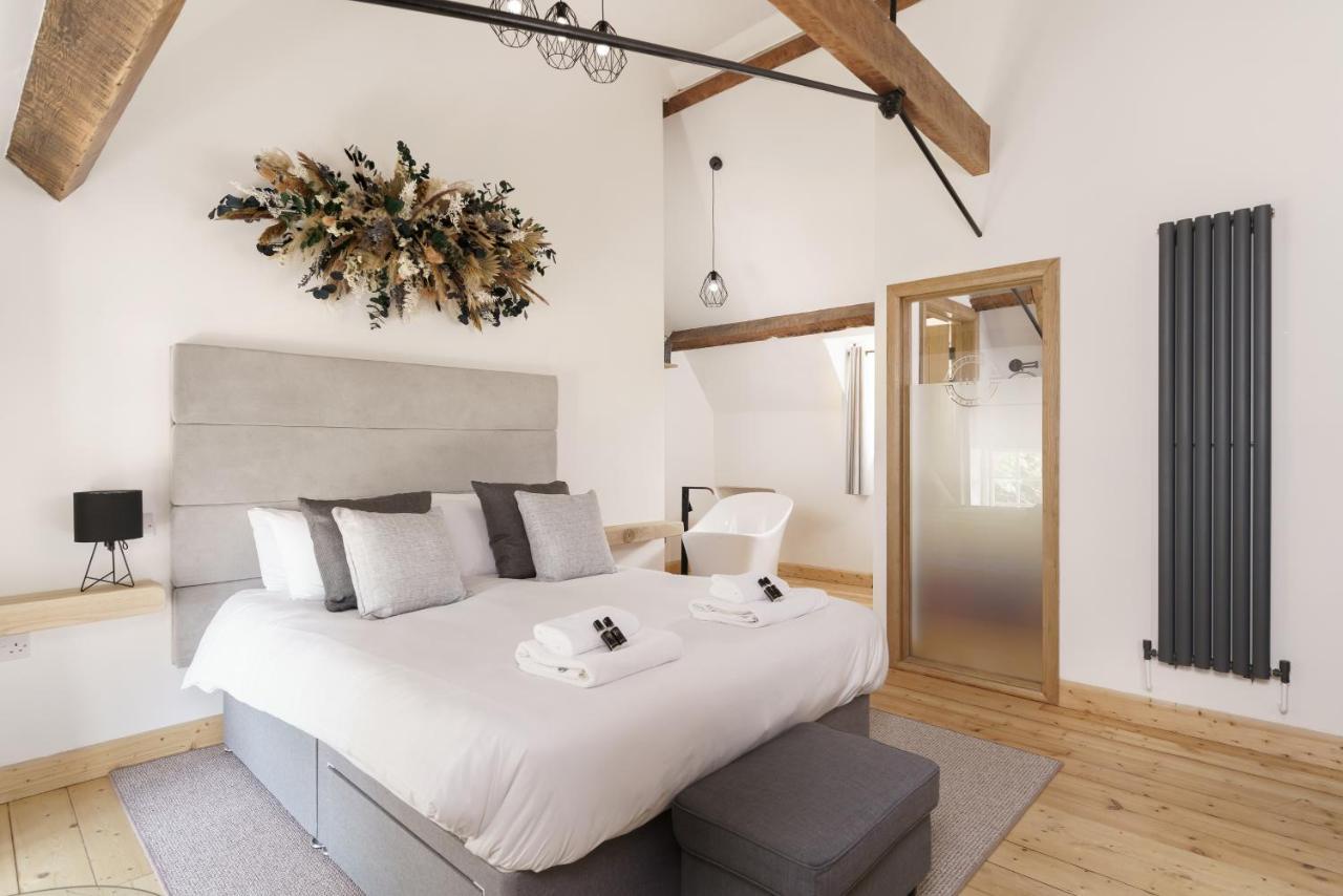Hotel The Old House 1147 Bridgend  Esterno foto